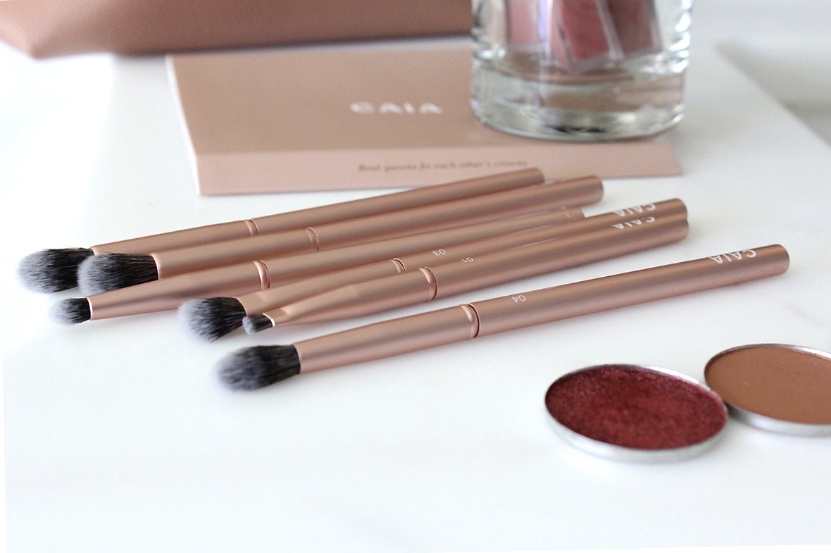 Eyeshadow brushes 